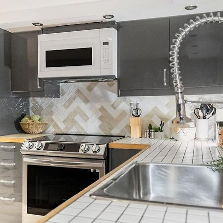 Magnificent 2Br Apartment Fully Equipped Монреаль Экстерьер фото